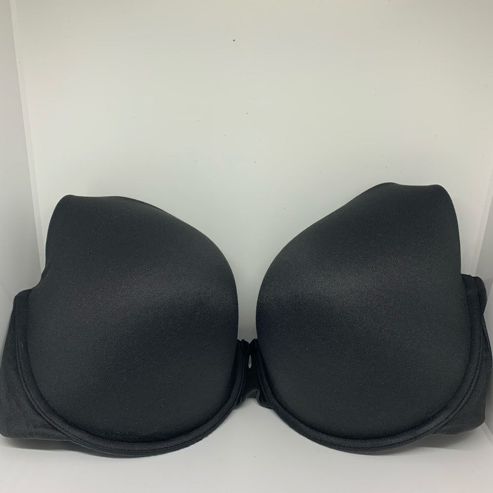 Cacique lightly lined tshirt bra 38H